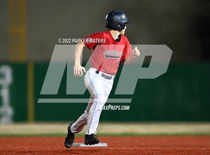 Thumbnail 1 in Holy Cross vs St. Martin's Episcopal photogallery.