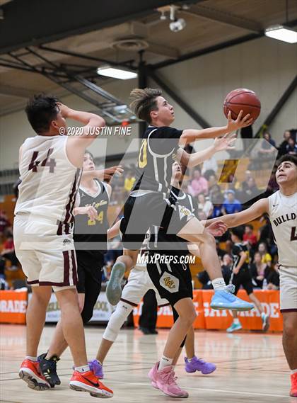 Thumbnail 3 in El Capitan vs. Calexico (CIF SDS D4 Final) photogallery.