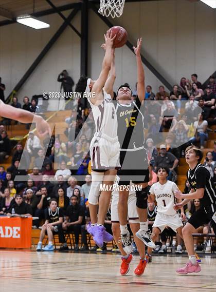 Thumbnail 3 in El Capitan vs. Calexico (CIF SDS D4 Final) photogallery.