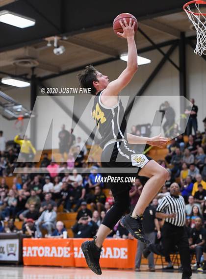 Thumbnail 2 in El Capitan vs. Calexico (CIF SDS D4 Final) photogallery.