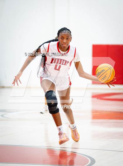 Thumbnail 3 in St. Pius X-St. Matthias Academy @ Rosamond (CIF State Divison V Regional Semifinals) photogallery.