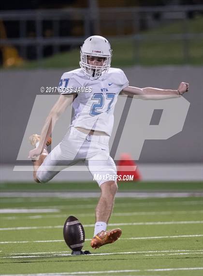 Thumbnail 1 in Hebron @ Byron Nelson photogallery.