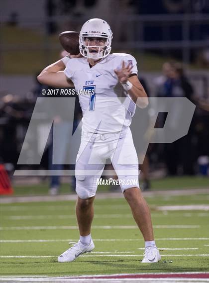 Thumbnail 2 in Hebron @ Byron Nelson photogallery.