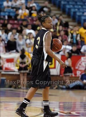 Thumbnail 1 in Magnolia vs. Sacred Heart Cathedral (CIF State D3 Final) photogallery.