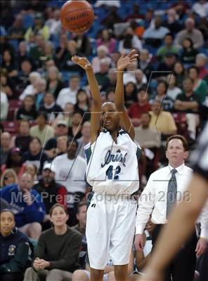 Thumbnail 3 in Magnolia vs. Sacred Heart Cathedral (CIF State D3 Final) photogallery.