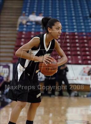 Thumbnail 2 in Magnolia vs. Sacred Heart Cathedral (CIF State D3 Final) photogallery.