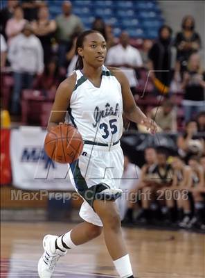Thumbnail 2 in Magnolia vs. Sacred Heart Cathedral (CIF State D3 Final) photogallery.