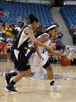 Thumbnail 1 in Magnolia vs. Sacred Heart Cathedral (CIF State D3 Final) photogallery.