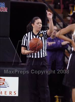 Thumbnail 1 in Magnolia vs. Sacred Heart Cathedral (CIF State D3 Final) photogallery.