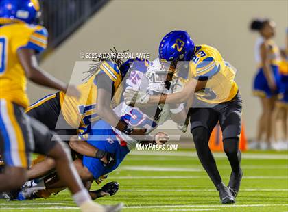 Thumbnail 3 in King @ Channelview photogallery.