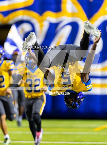 Thumbnail 2 in King @ Channelview photogallery.