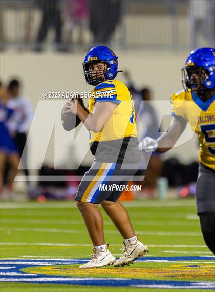 Thumbnail 1 in King @ Channelview photogallery.