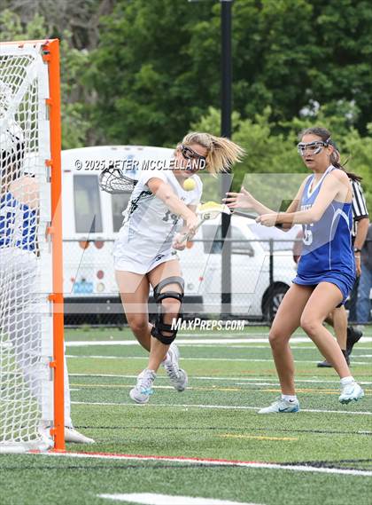 Thumbnail 3 in Stoneham vs Pentucket Regional (MIAA Division 4 Round of 32) photogallery.