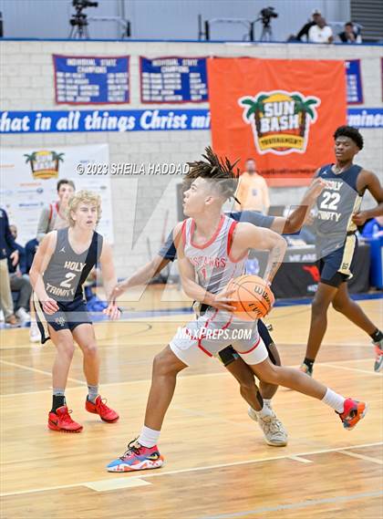 Thumbnail 2 in Holy Trinity Episcopal Academy vs Northside Christian (Sun Bash Tourney) photogallery.