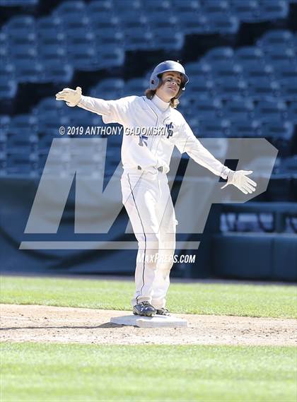 Thumbnail 1 in Lake View vs. Jones (Chicago Public League Final) photogallery.