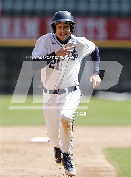 Thumbnail 2 in Lake View vs. Jones (Chicago Public League Final) photogallery.