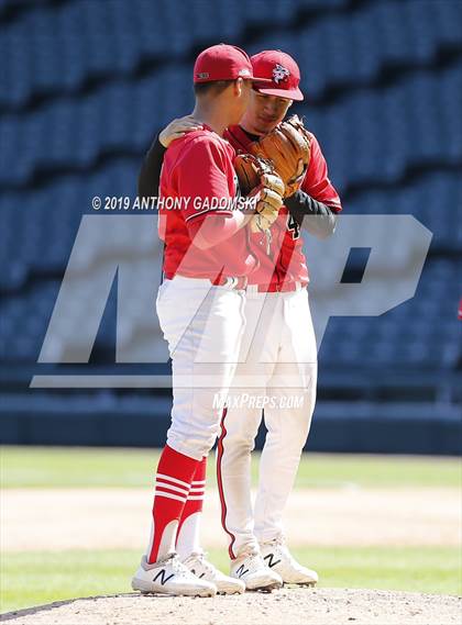 Thumbnail 3 in Lake View vs. Jones (Chicago Public League Final) photogallery.