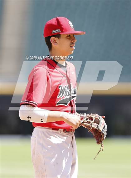 Thumbnail 3 in Lake View vs. Jones (Chicago Public League Final) photogallery.
