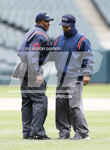 Thumbnail 2 in Lake View vs. Jones (Chicago Public League Final) photogallery.
