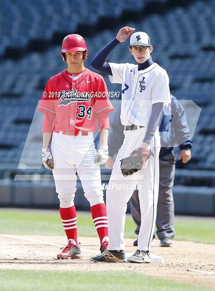 Thumbnail 1 in Lake View vs. Jones (Chicago Public League Final) photogallery.