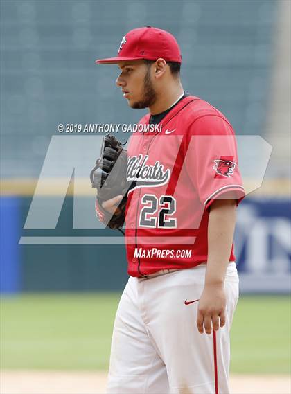 Thumbnail 2 in Lake View vs. Jones (Chicago Public League Final) photogallery.