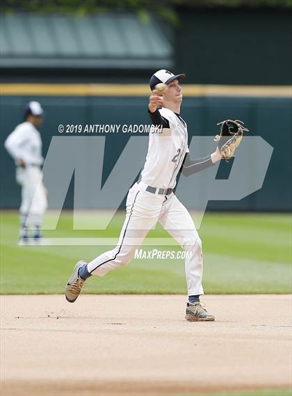 Thumbnail 2 in Lake View vs. Jones (Chicago Public League Final) photogallery.