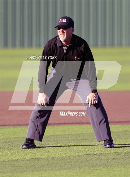 Thumbnail 2 in Wills Point vs Mount Vernon photogallery.