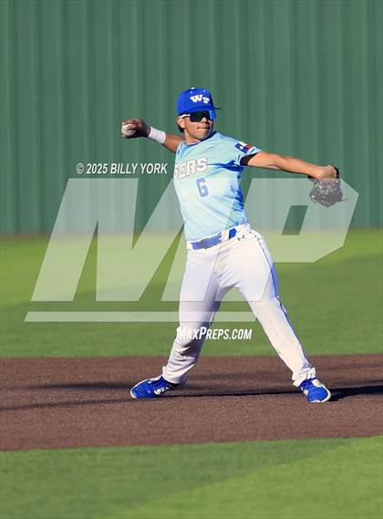 Thumbnail 1 in Wills Point vs Mount Vernon photogallery.