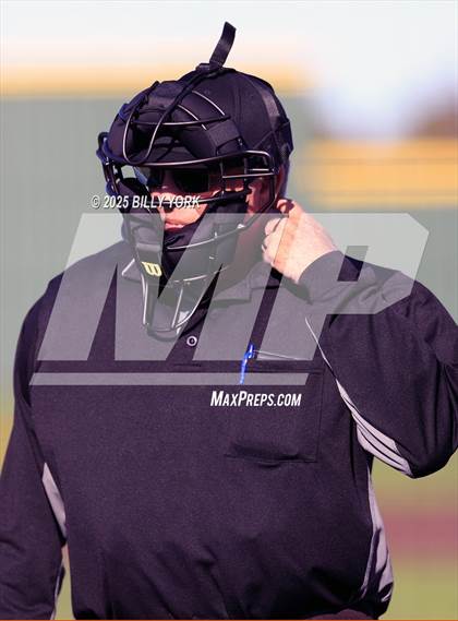 Thumbnail 1 in Wills Point vs Mount Vernon photogallery.