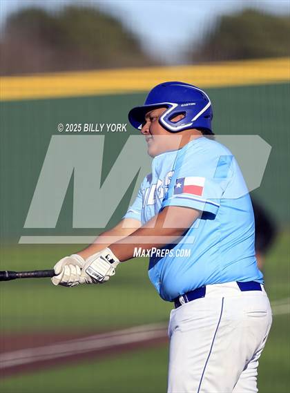Thumbnail 3 in Wills Point vs Mount Vernon photogallery.
