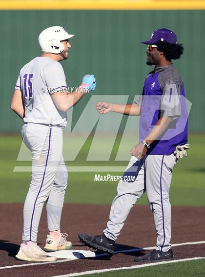 Thumbnail 3 in Wills Point vs Mount Vernon photogallery.