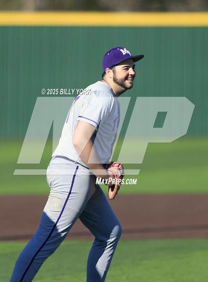 Thumbnail 3 in Wills Point vs Mount Vernon photogallery.