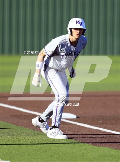 Thumbnail 1 in Wills Point vs Mount Vernon photogallery.