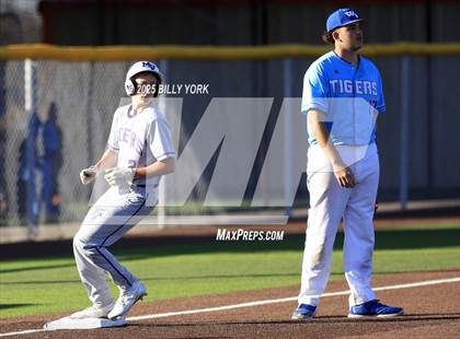 Thumbnail 3 in Wills Point vs Mount Vernon photogallery.