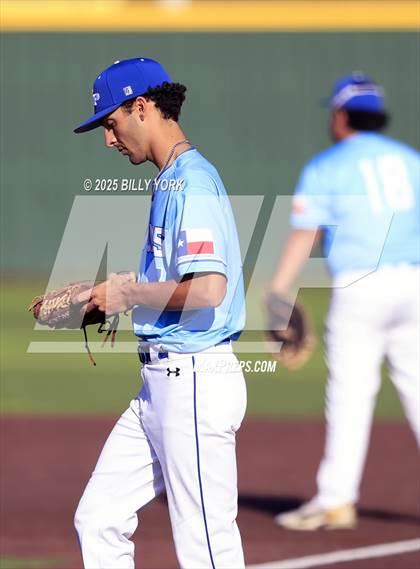 Thumbnail 2 in Wills Point vs Mount Vernon photogallery.