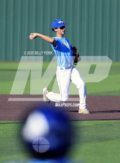 Thumbnail 3 in Wills Point vs Mount Vernon photogallery.