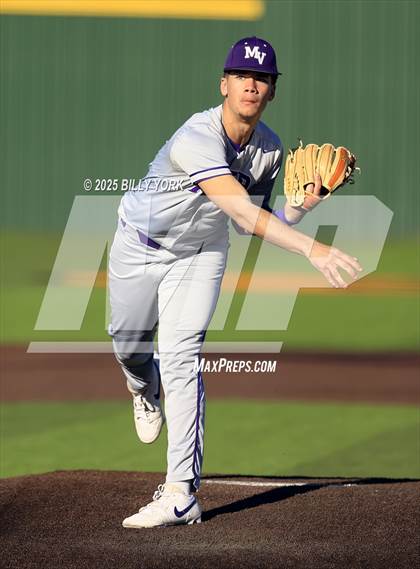 Thumbnail 1 in Wills Point vs Mount Vernon photogallery.