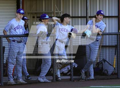 Thumbnail 1 in Wills Point vs Mount Vernon photogallery.