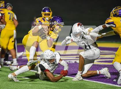 Thumbnail 2 in Omaha Westside @ Bellevue West photogallery.