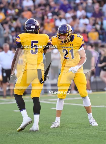 Thumbnail 2 in Omaha Westside @ Bellevue West photogallery.