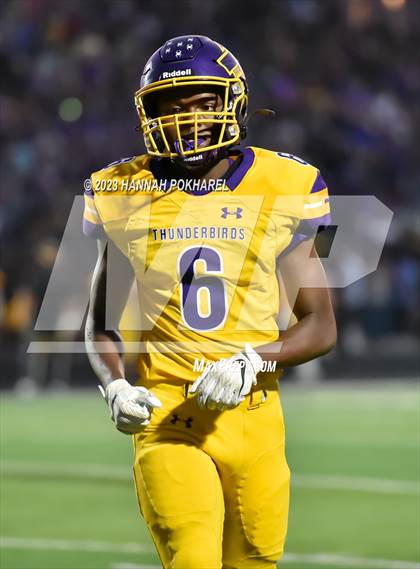 Thumbnail 3 in Omaha Westside @ Bellevue West photogallery.