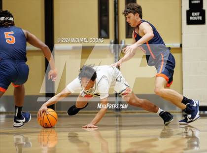 Thumbnail 1 in Oak Park vs. Rolling Hills Prep (CIF SS Division 2AA Round 2) photogallery.