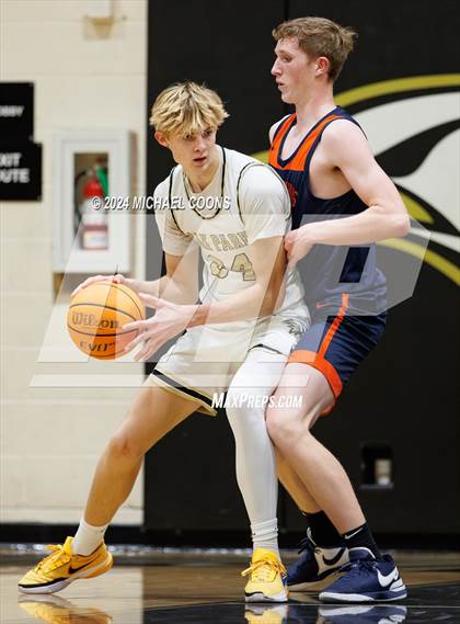 Thumbnail 3 in Oak Park vs. Rolling Hills Prep (CIF SS Division 2AA Round 2) photogallery.