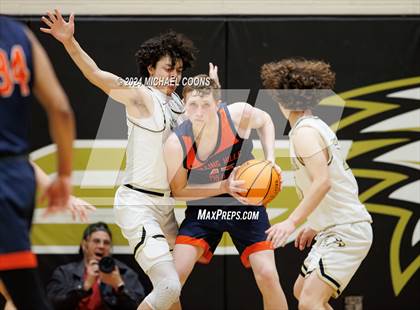 Thumbnail 2 in Oak Park vs. Rolling Hills Prep (CIF SS Division 2AA Round 2) photogallery.