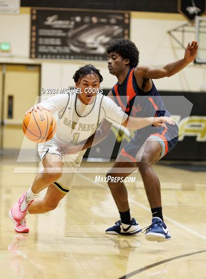 Thumbnail 1 in Oak Park vs. Rolling Hills Prep (CIF SS Division 2AA Round 2) photogallery.