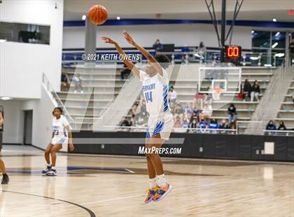 Thumbnail 1 in Lewisville @ Hebron photogallery.