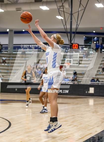 Thumbnail 3 in Lewisville @ Hebron photogallery.