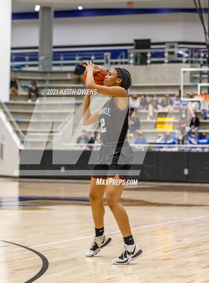 Thumbnail 1 in Lewisville @ Hebron photogallery.