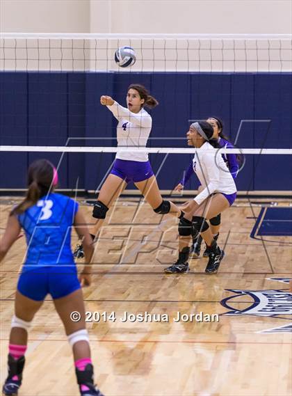Thumbnail 1 in Lanier @ Brackenridge photogallery.
