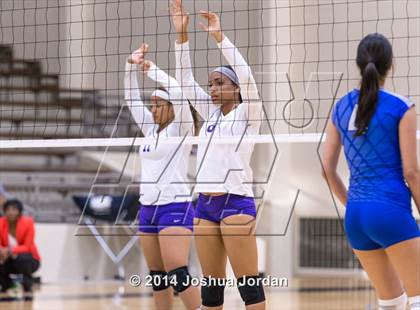 Thumbnail 1 in Lanier @ Brackenridge photogallery.